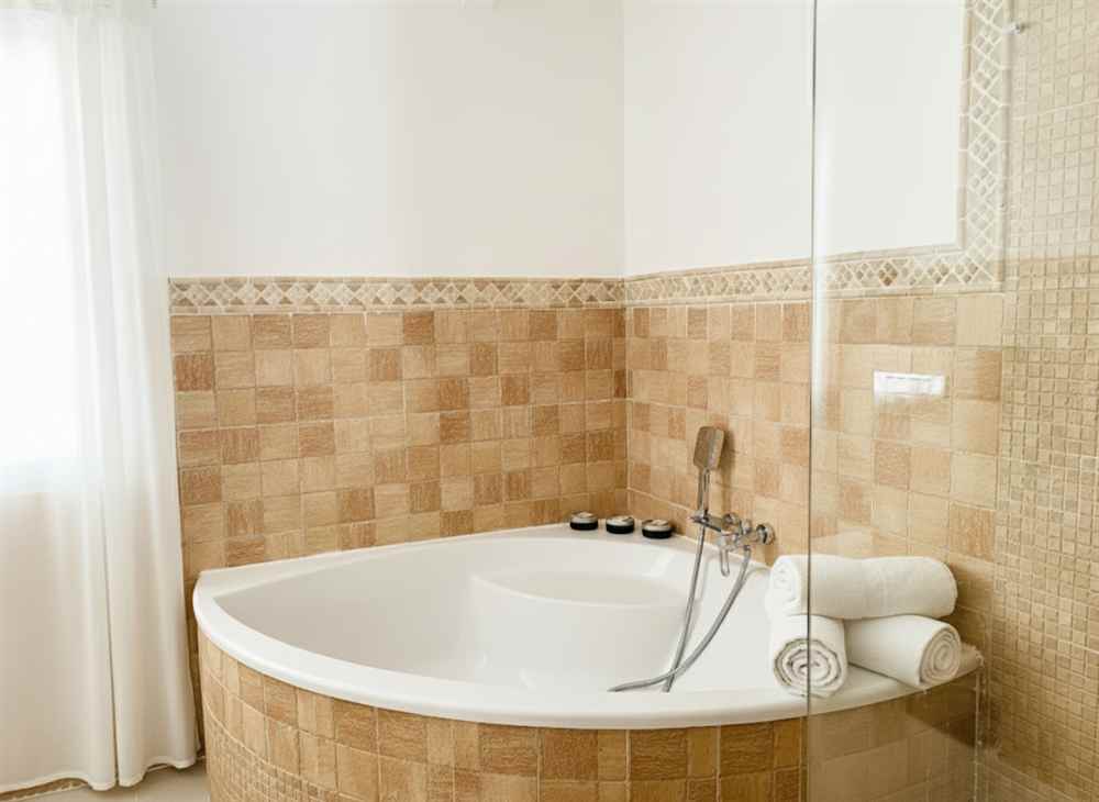 Bathroom & Spa